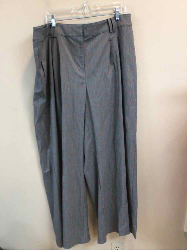 LANE BRYANT SIZE 30/32 Ladies PANTS
