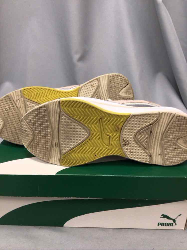 PUMA SIZE 9 1/2 Ladies SHOES