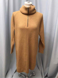 VERNACULAR SIZE MEDIUM Ladies DRESS