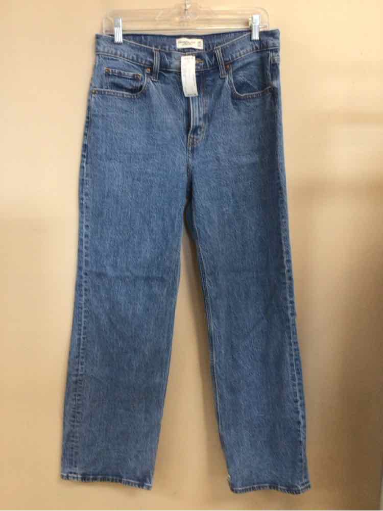 ABERCROMBIE & FITCH SIZE 29 Ladies JEANS