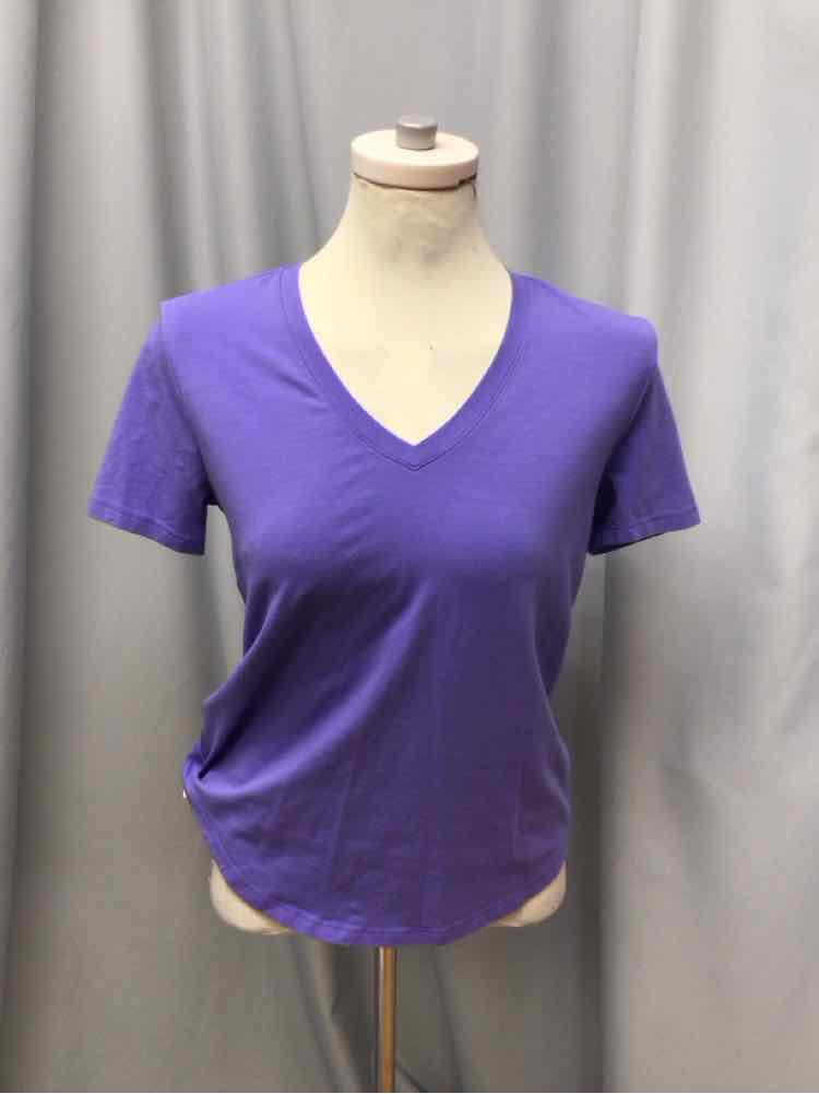 LULULEMON SIZE 4 Ladies EXERCISE