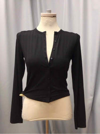 VICTORIA SECRET SIZE SMALL Ladies TOP