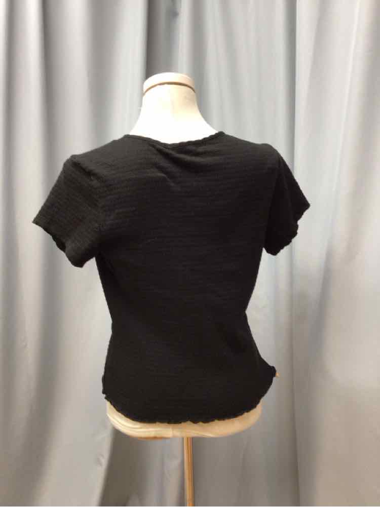 VERNACULAR SIZE LARGE Ladies TOP