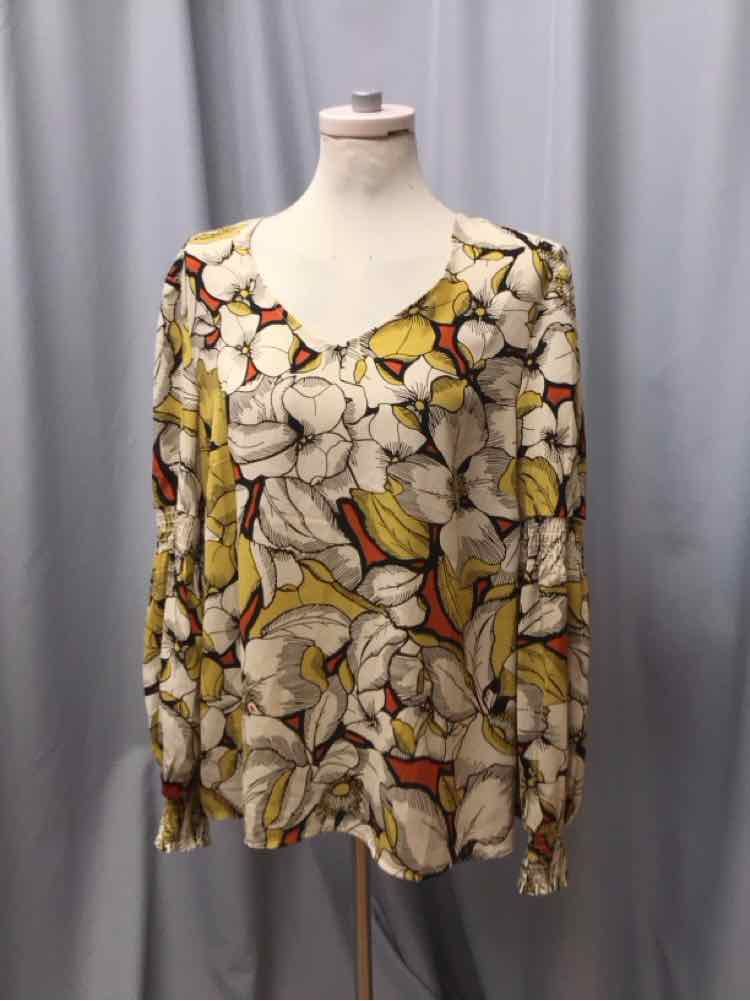 CABI SIZE LARGE Ladies BLOUSE