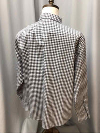 SIZE X LARGE UNTUCKIT Men's SHIRTS