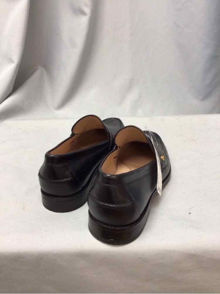 COLE HAAN SIZE 8 1/2 Ladies SHOES