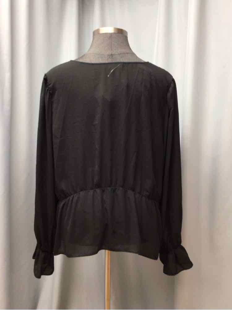 ELOQUII SIZE 26 Ladies BLOUSE