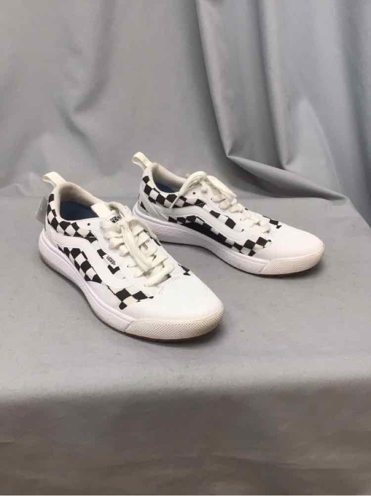 VANS SIZE 9 Ladies SHOES