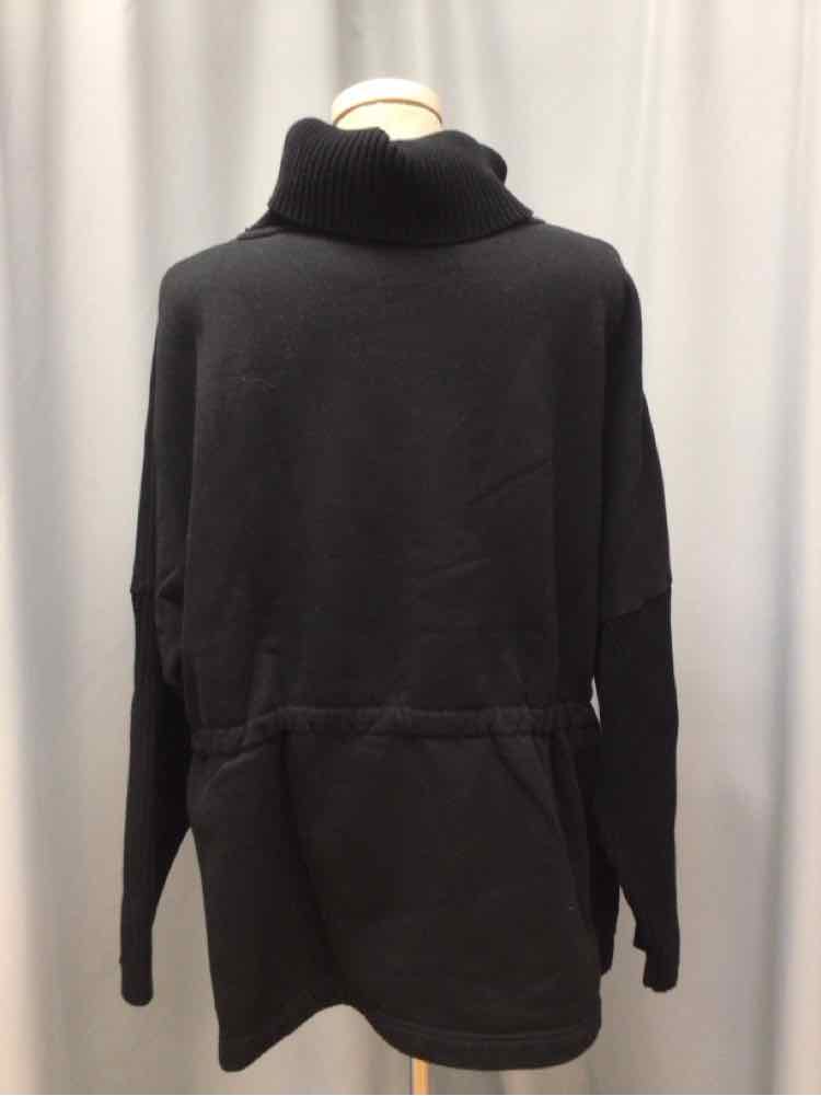 VARLEY SIZE X LARGE Ladies TOP