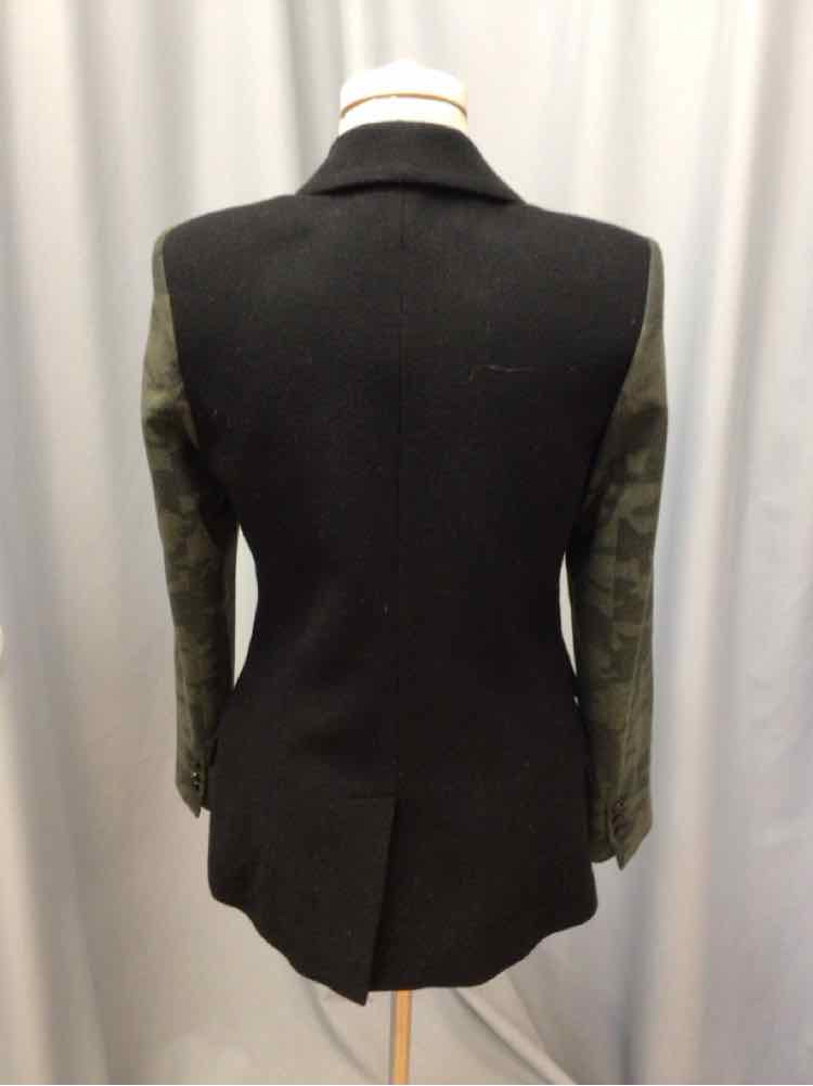 LAVEER SIZE 6 Ladies BLAZER