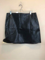 OLD NAVY SIZE LARGE Ladies SKIRT