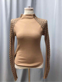 FREE PEOPLE SIZE MEDIUM Ladies TOP