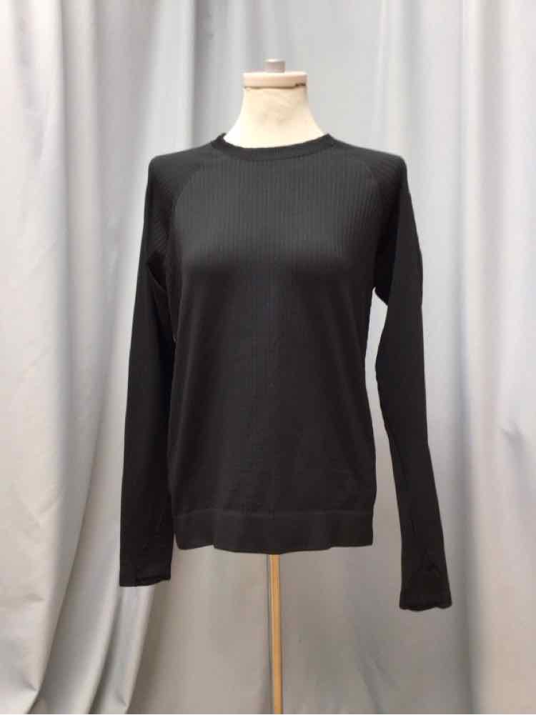 LULULEMON SIZE LARGE Ladies EXERCISE