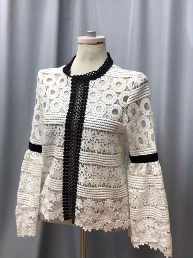 CHICWISH SIZE SMALL Ladies BLOUSE