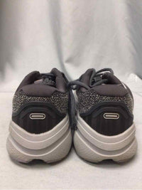 BROOKS SIZE 12 Ladies SHOES