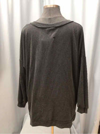 ARULA SIZE 2 X Ladies TOP