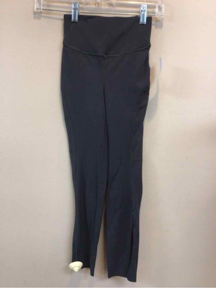 LULULEMON SIZE 0 Ladies EXERCISE