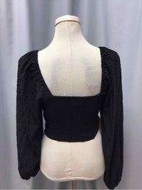URBAN OUTFITTERS SIZE MEDIUM Ladies BLOUSE
