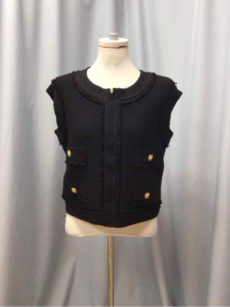ST. JOHN SIZE 10 Ladies TOP