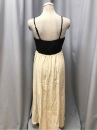 JAPNA SIZE MEDIUM Ladies DRESS