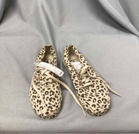 VANS SIZE 6 Ladies SHOES
