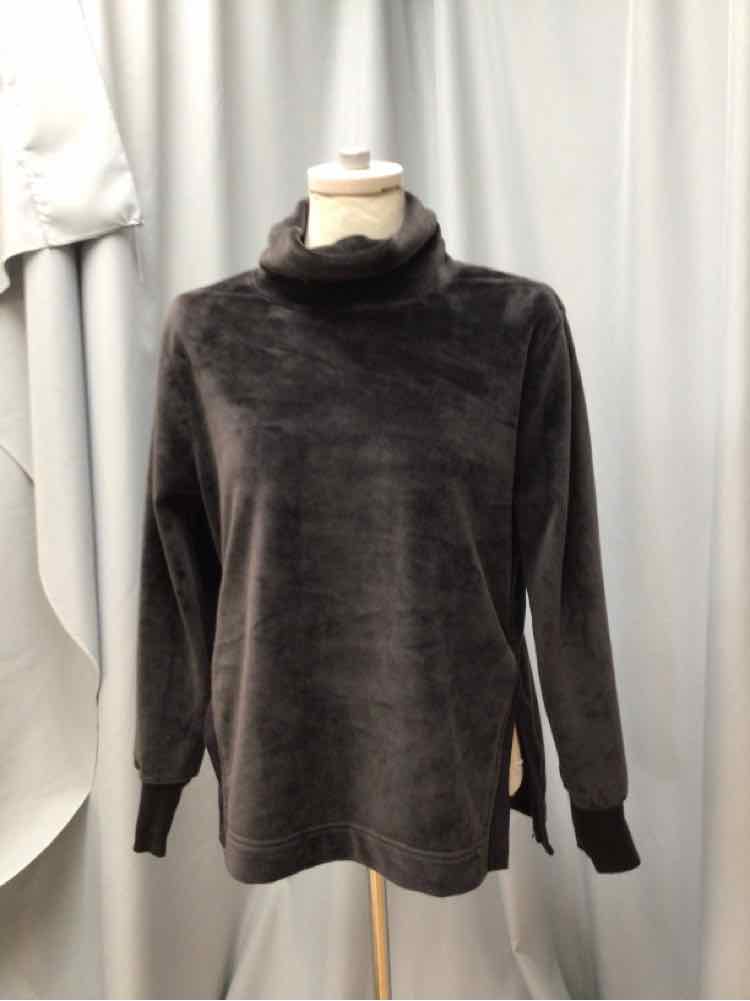 TE VERDE SIZE SMALL Ladies TOP