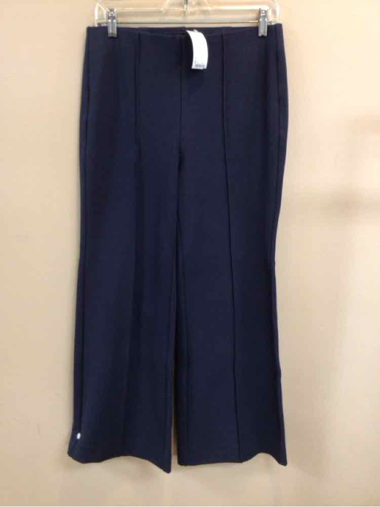 CHICOS SIZE 4 Ladies PANTS