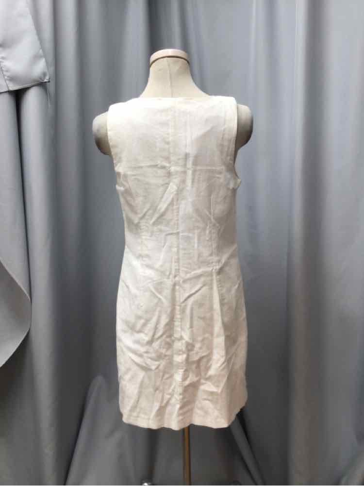 ABERCROMBIE & FITCH SIZE MEDIUM Ladies DRESS
