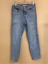 LEVI STRAUSS & CO SIZE 28 Ladies JEANS