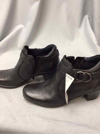 NATURALIZER SIZE 10  N Ladies SHOES