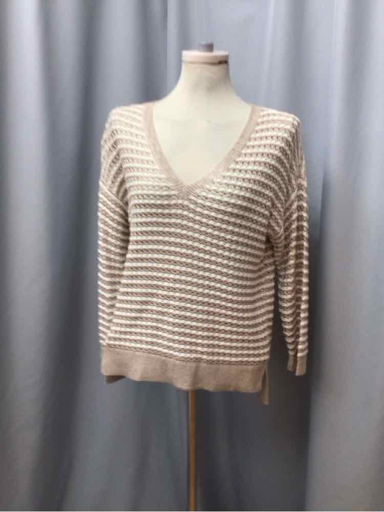 WHITE HOUSE BLACK MARKET SIZE MEDIUM Ladies TOP