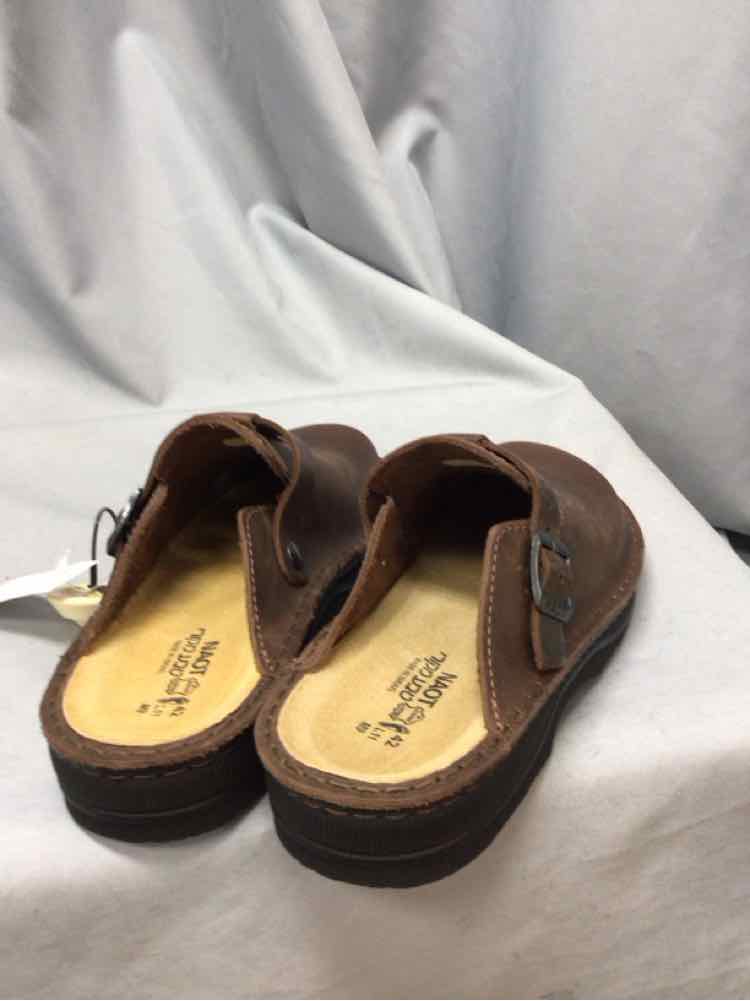 NAOT SIZE 11 Ladies SHOES