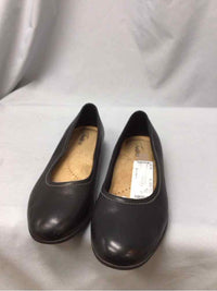 TROTTERS SIZE 10 Ladies SHOES