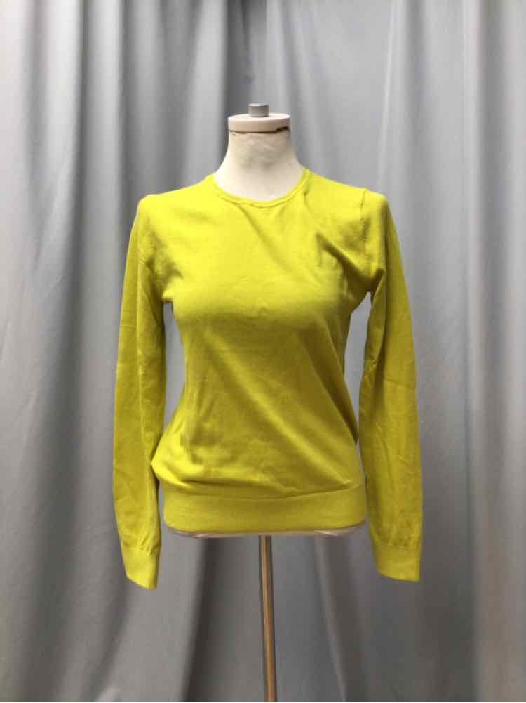 BANANA REPUBLIC SIZE SMALL Ladies TOP