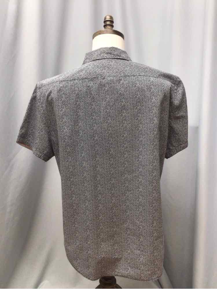 SIZE LARGE JACHS Men's SHIRTS