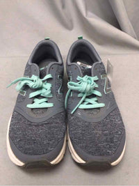 NEW BALANCE SIZE 9 1/2 Ladies SHOES