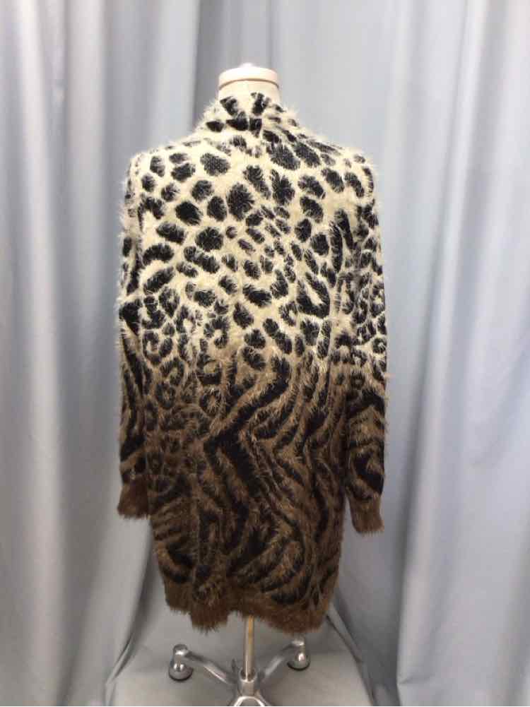 ORANGE CREEK SIZE LARGE Ladies TOP