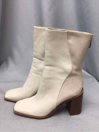SIZE 9 1/2 SARTO Ladies SHOES