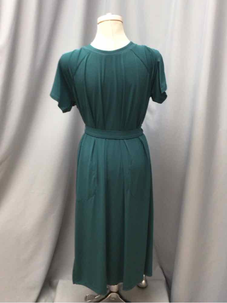 LANE BRYANT SIZE 14/16 Ladies DRESS