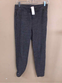 LULULEMON SIZE 6 Ladies EXERCISE