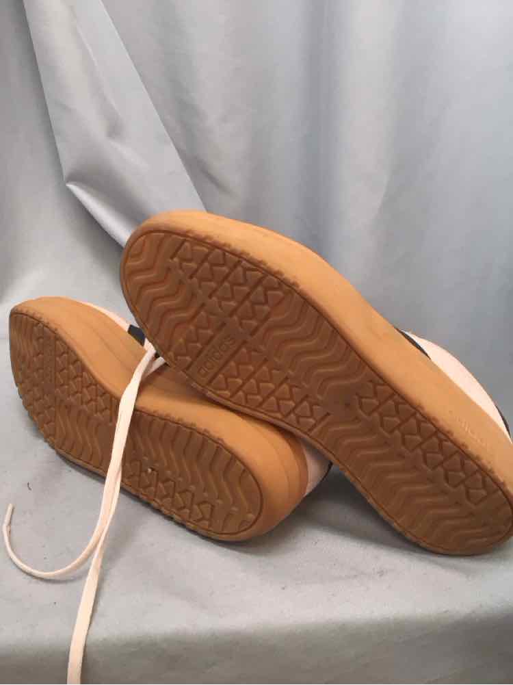 ADIDAS SIZE 9 1/2 Ladies SHOES
