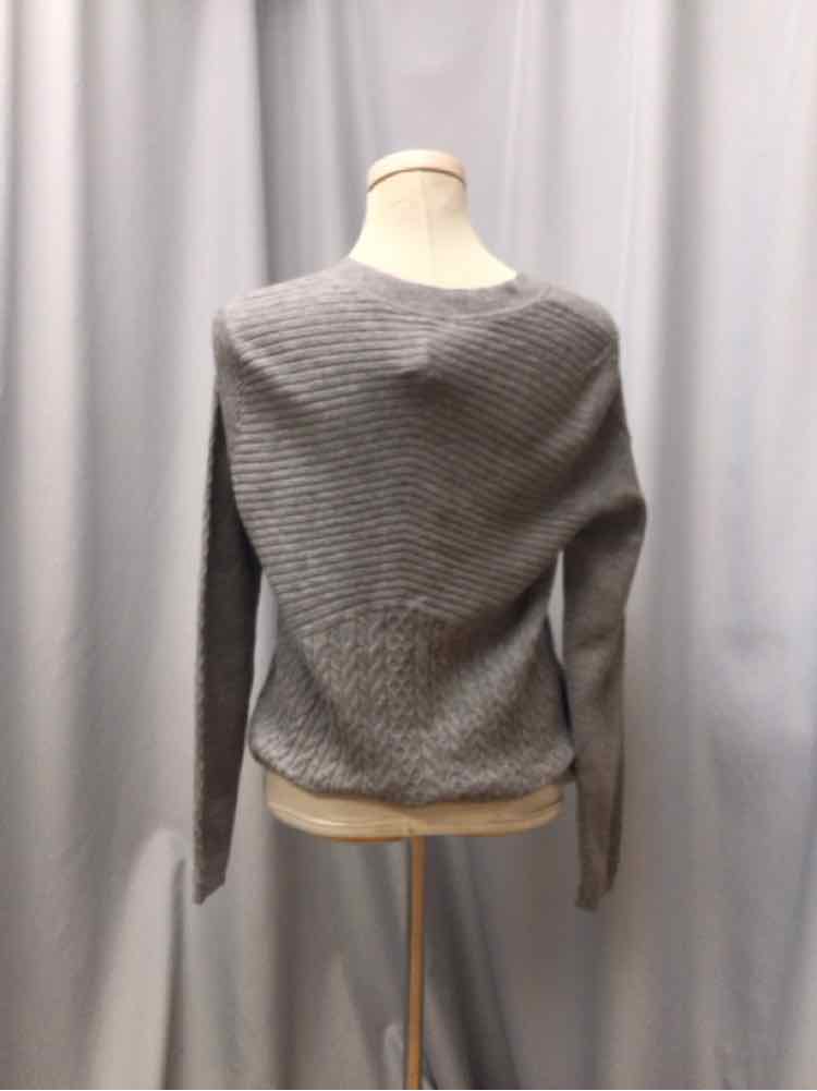 CABI SIZE SMALL Ladies TOP