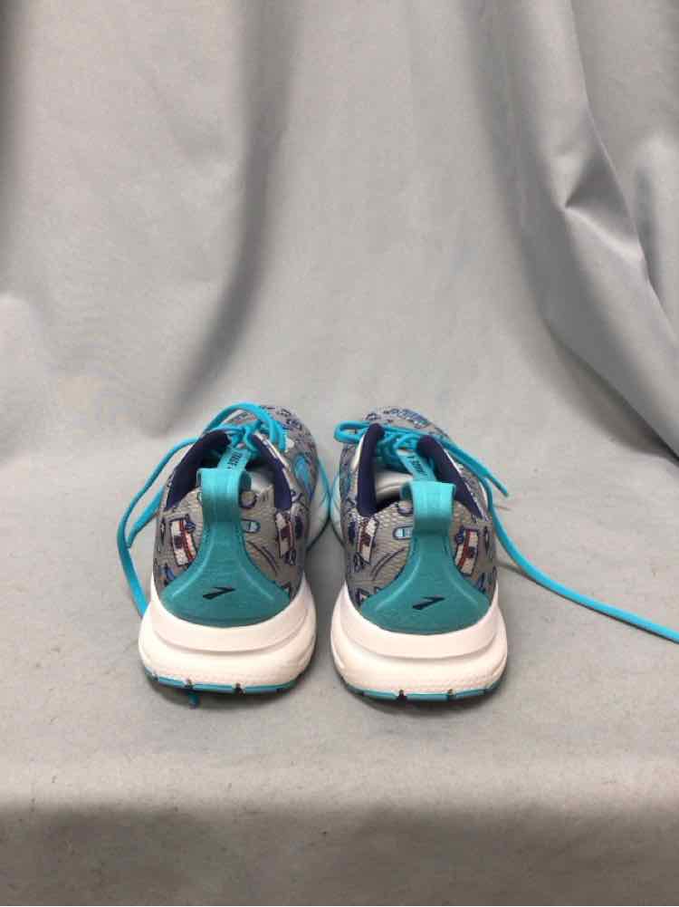 BROOKS SIZE 10 Ladies SHOES