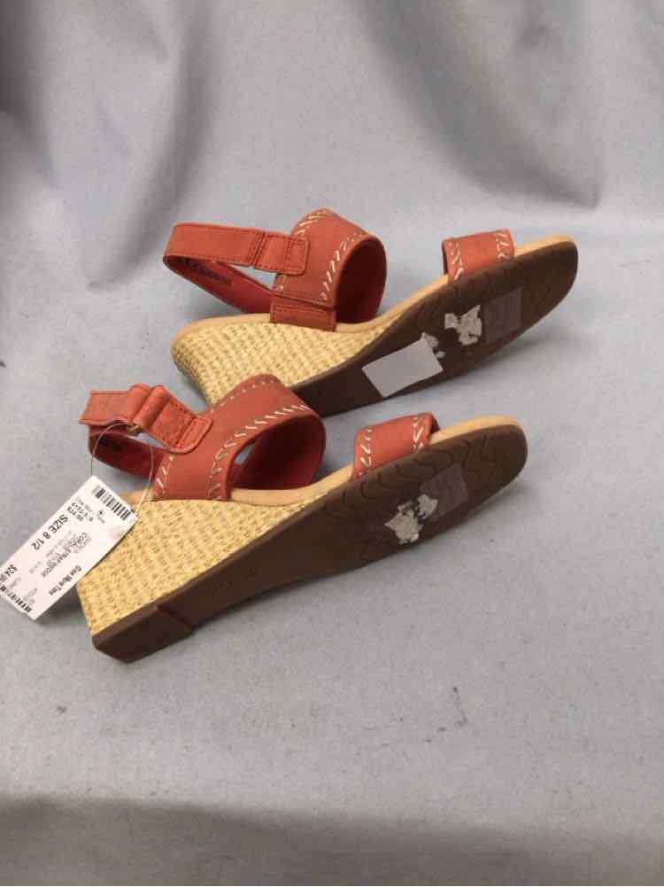 CLARKS SIZE 8 1/2 Ladies SHOES