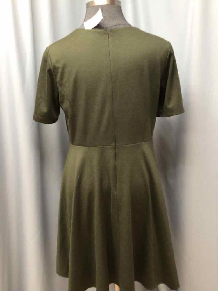 MBN SIZE X LARGE Ladies DRESS