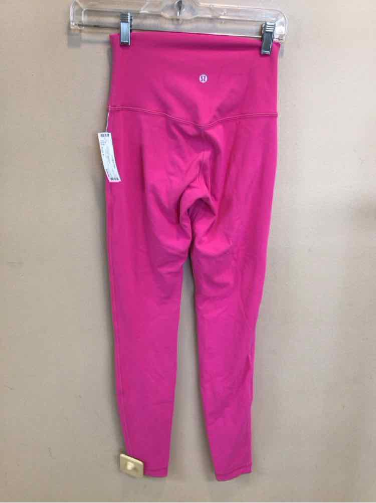 LULULEMON SIZE 4 Ladies EXERCISE