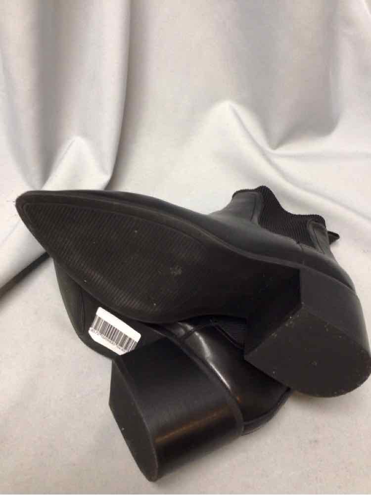 CHELSEA & VIOLET SIZE 9 1/2 Ladies SHOES