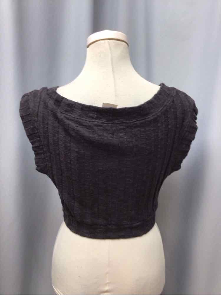 BDG SIZE SMALL Ladies TOP