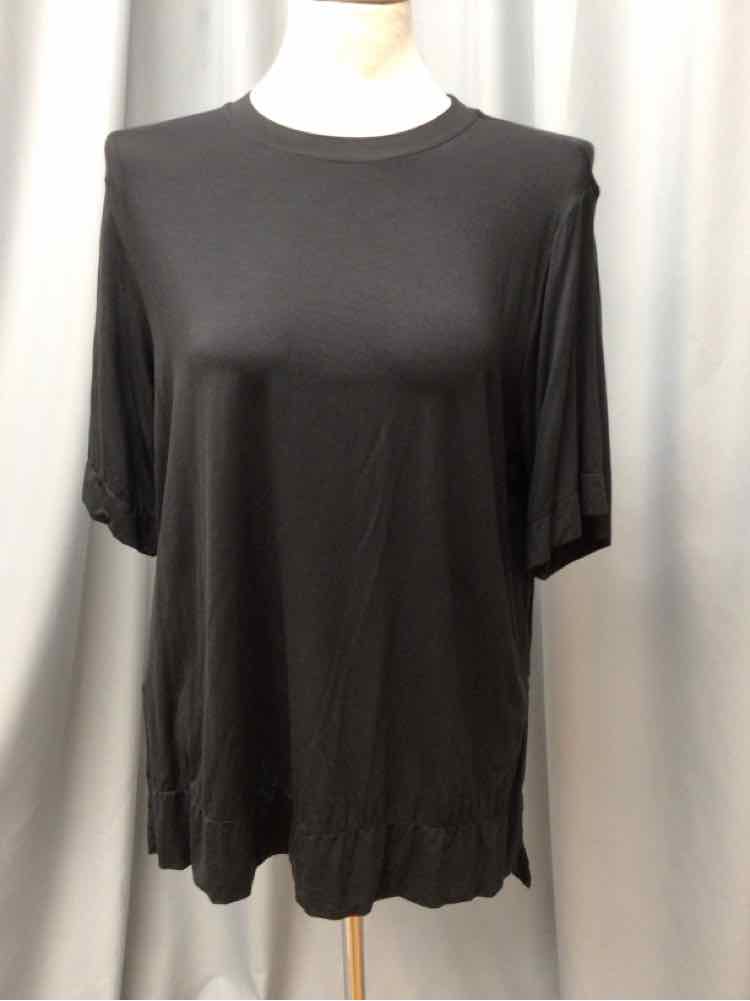 ADAY SIZE LARGE Ladies TOP