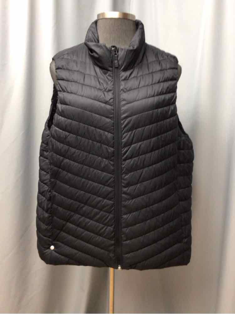 OLD NAVY SIZE 3 X Ladies JACKET